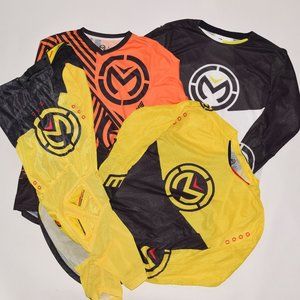 Moose Racing Gear Set + 2 Extra Jerseys